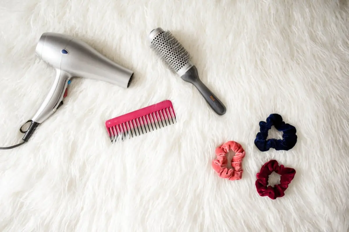 Ilustrasi hair dryer