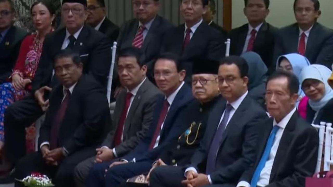 Momen Kompak Anies, Ahok hingga Foke Hadiri Sertijab Pramono-Rano di Balai Kota Jakarta, Tak Ada Jokowi