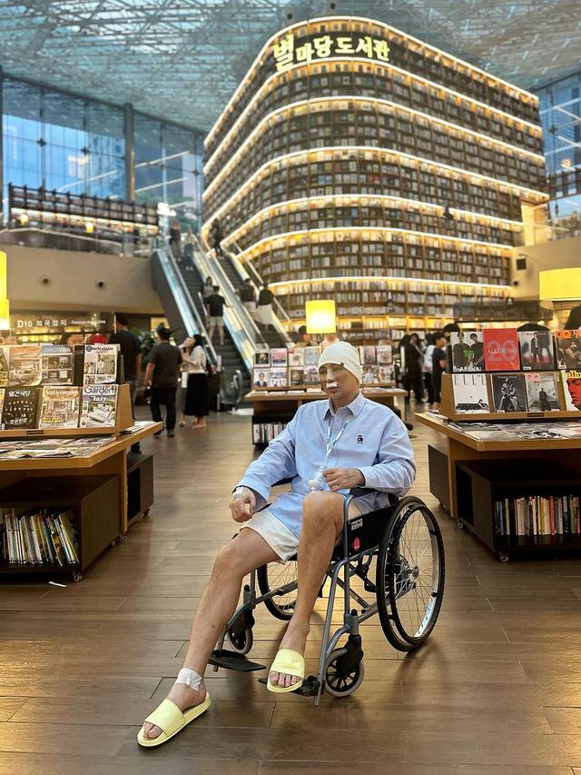 Potret Caren Delano Jalan-Jalan di Korea Usai Oplas, Wajah Masih Diperban