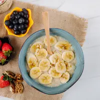 Resep banana oatmeals./Copyright&nbsp;freepik.com/author/stockking