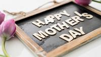 7 Cara Mengisi Hari Ibu 2025 Saat Mama Tak Lagi Ada di Sisi