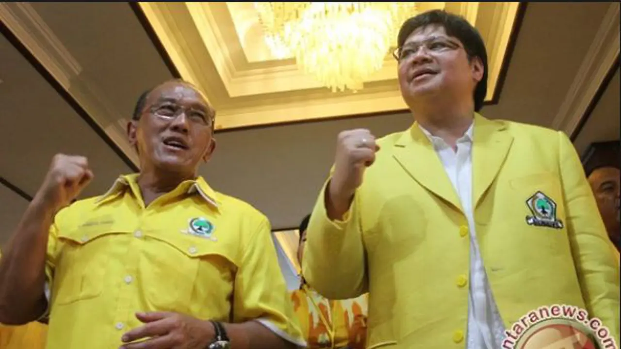 Ical, Airlangga Ready for Golkar Chairman Election in Bali