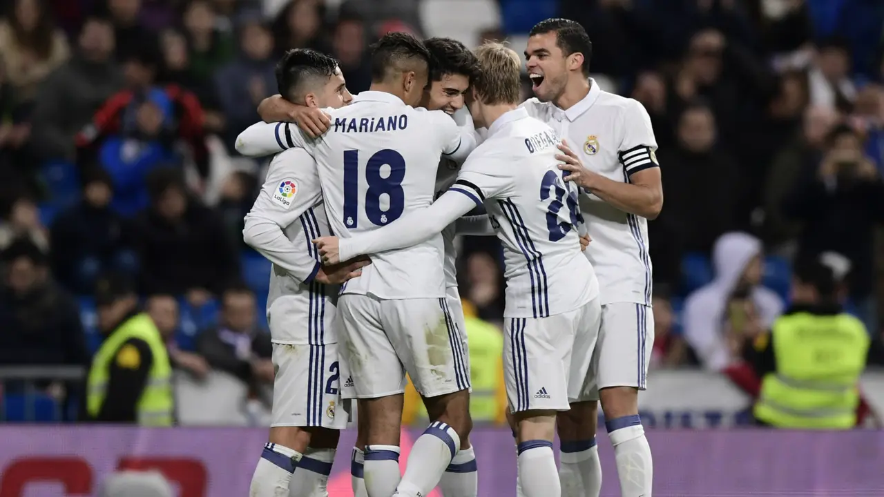 20161130- Enzo Zidane-Reuters