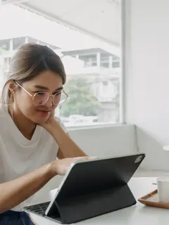 Sikap Misterius 8 Zodiak yang Membuat Mereka Makin Karismatik./Copyright depositphotos.com/sevendeman