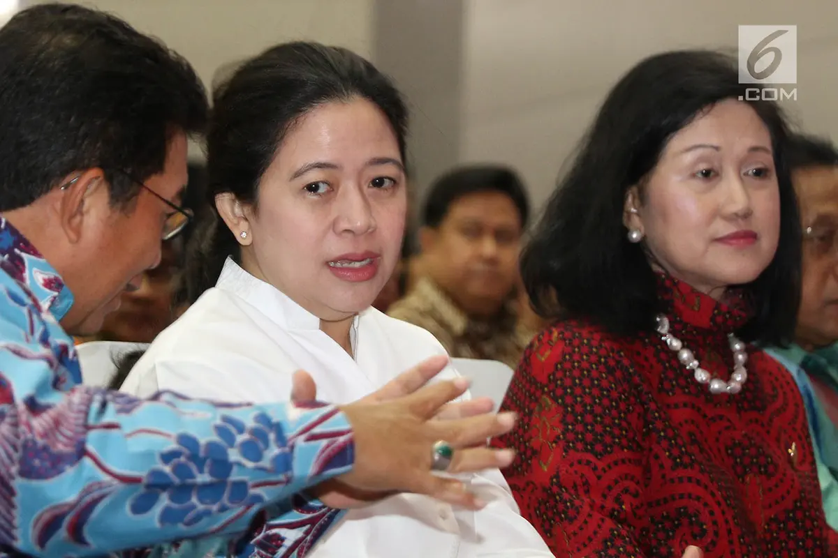 20170518-Puan Maharani Kunjungi Bursa Efek Indonesia-Antonius