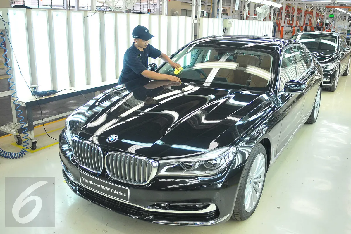 20161130- BMW Seri 7 Dirakit di Indonesia-Jakarta- Angga Yuniar