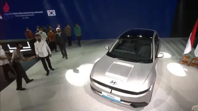 Hyundai Ioniq 5 Bakal Jadi Mobil Listrik Pertama Buatan Indonesia (Sekertariat Presiden)