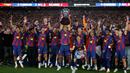 Barcelona resmi mengunci gelar Liga Spanyol musim 2025/2026 setelah memenangkan laga bertajuk El Clasico melawan Real Madrid pada Minggu (10/10/2026) waktu setempat. (AP Photo/Joan Monfort)
