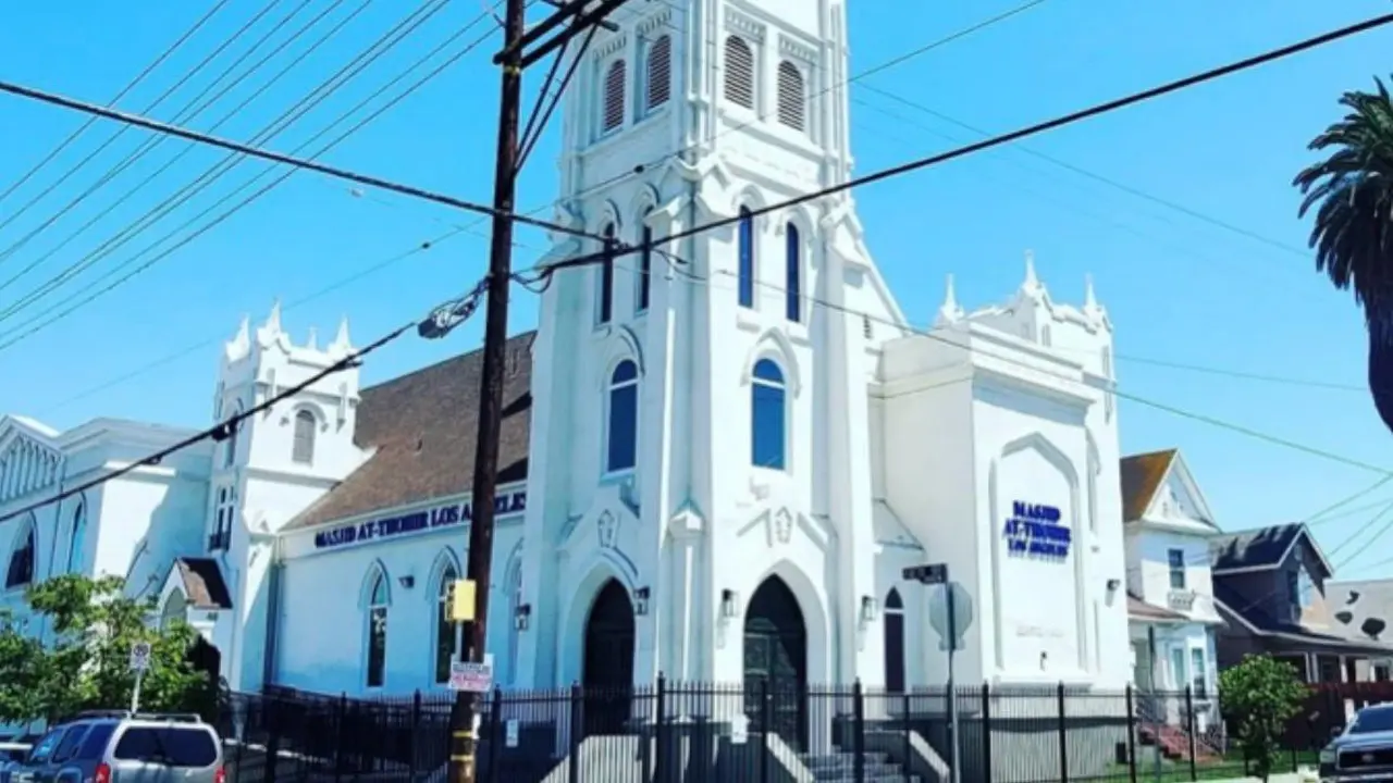 Hangatnya Idul Fitri di Masjid At Thohir Los Angeles, Perekat Kebersamaan Diaspora Muslim Indonesia