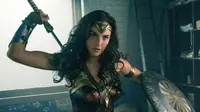 Akhirnya ada superhero wanita yang bisa menarik perhatian masyarakat setelah bertahun-tahun seperti hiatus. (Warner Bros.)