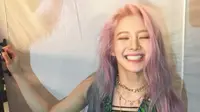 Tiba di Jakarta, Hyoyeon SNSD Girang Foto Bareng Anak Jokowi