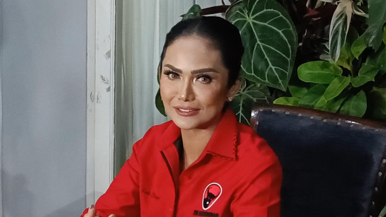 Sempat Unggah Batal Jadi Calon Wali Kota Batu, Krisdayanti Mengaku Gelisah dan Cemas