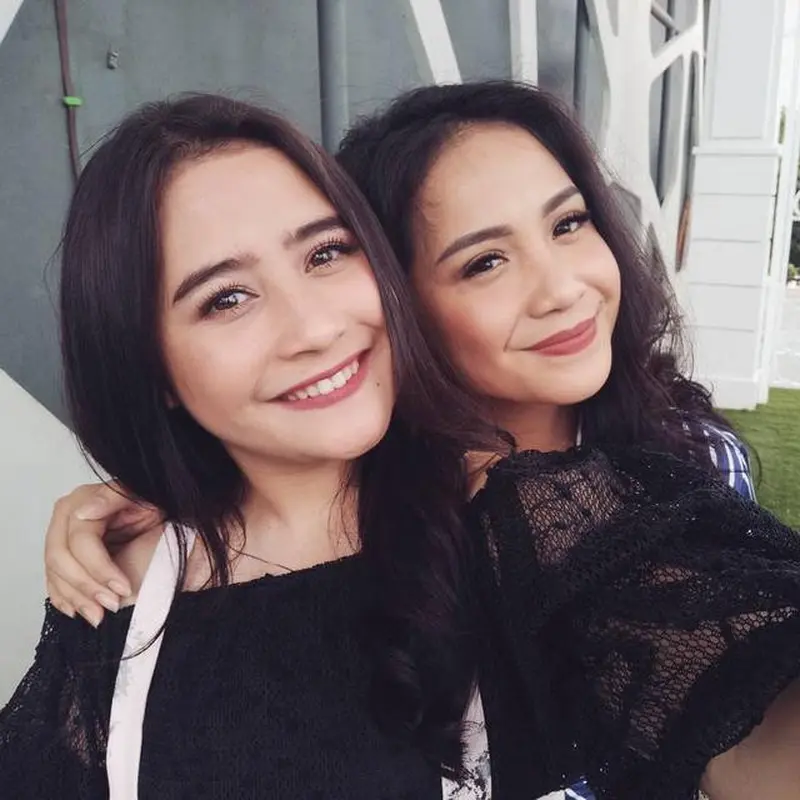 Disebut Mirip, Ini 6 Momen Kebersamaan Nagita Slavina dan Prilly Latuconsina