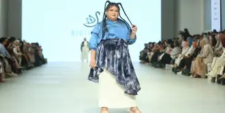 Bigissimo, brand fashion plus size lokal telah memperkuat komitmennya dalam mendukung kepercayaan diri wanita plus size. [Dok/Fimela/Adrian Utama P]