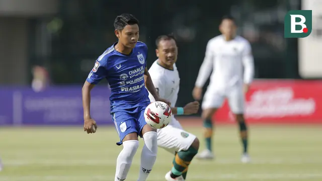 FOTO: PSIS Semarang Sementara Unggul 2-0 atas Persikabo 1973 di Babak Pertama - Fandi Eko Utomo; Wawan Febriyanto