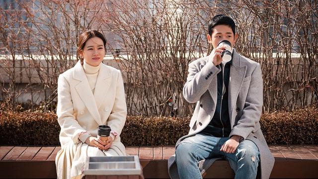 Pretty Noona Who Buys Me Food Asmara Beda Usia Yang Bikin Berdebar Showbiz Liputan6 Com