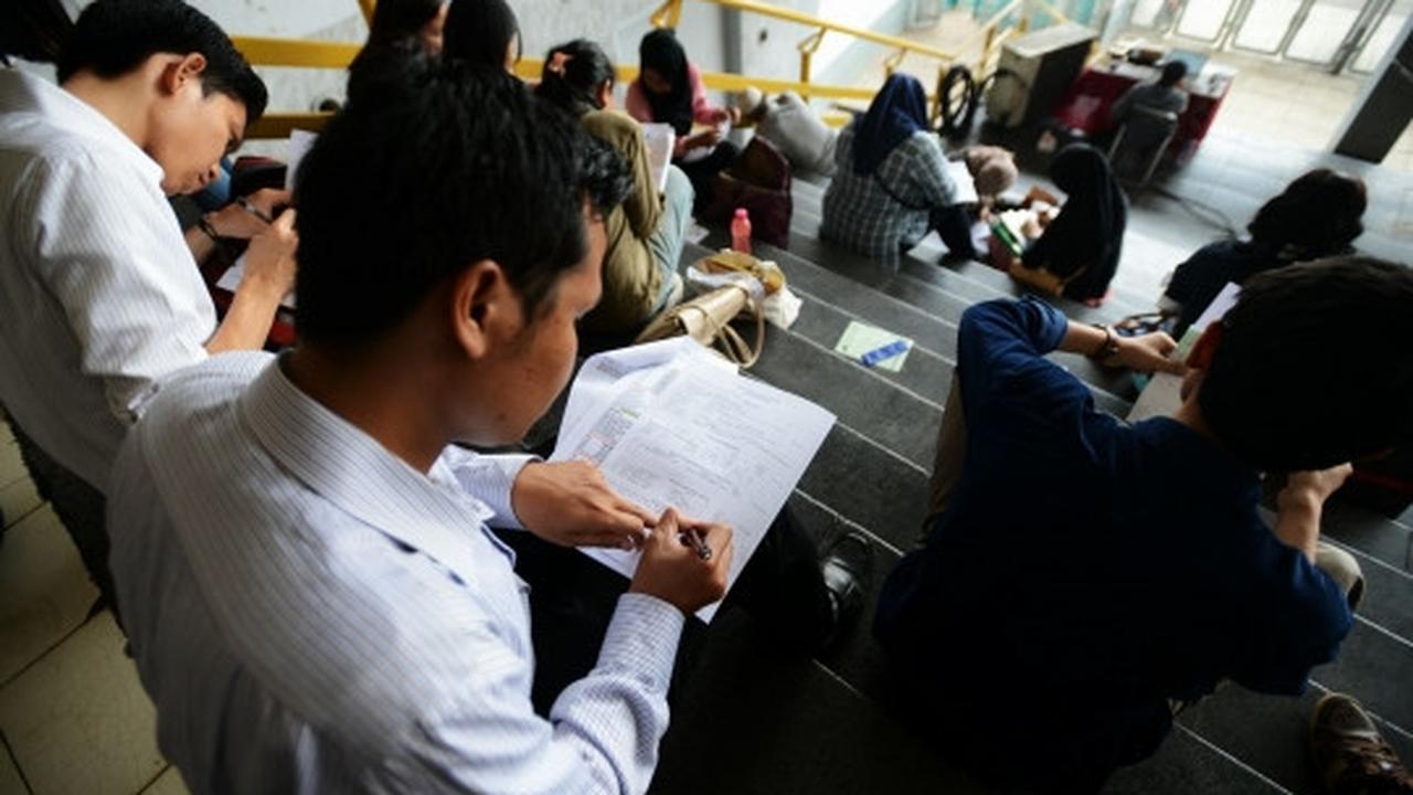 Geliat pencari kerja serbu Job For Career 2015