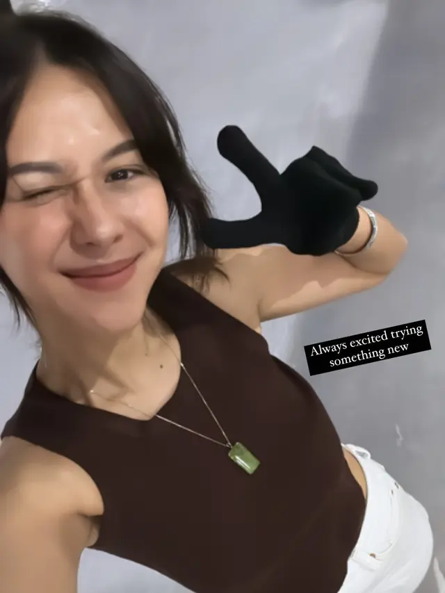 Nana Mirdad Rambut Poni