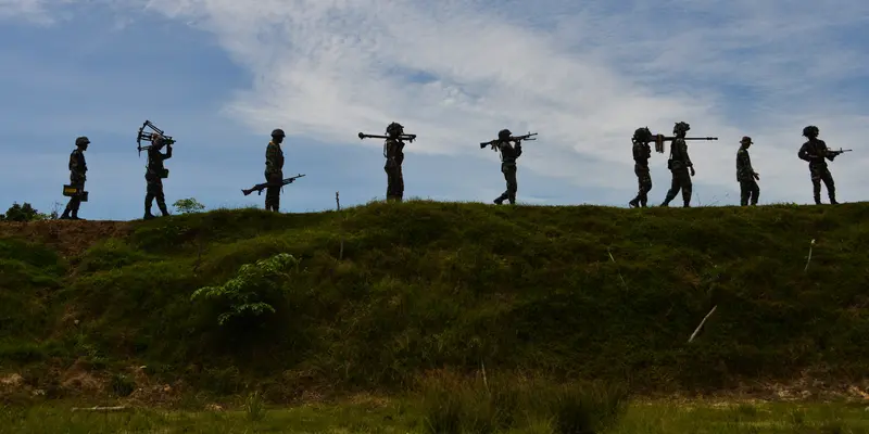 Melihat Latihan Menembak Prajurit TNI di Aceh