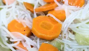 Jangan Salah Kaprah! Makan Wortel Tak Bisa Sembuhkan Mata Minus