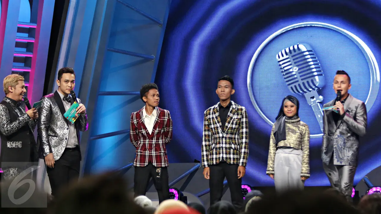 20151113-Melihat Kemeriahan Grand Finalis Stand Up Comedy 2015 Beraksi