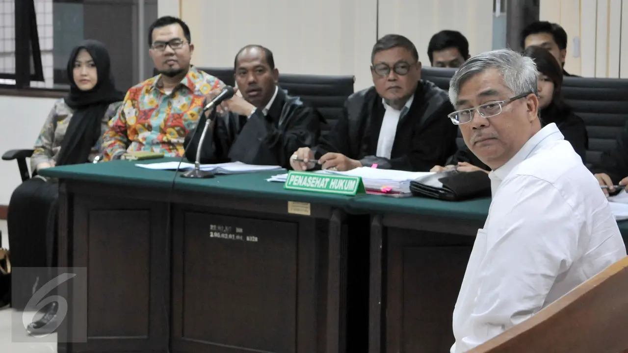 20151005- Akil Mochtar Jadi Saksi Bupati Empat Lawang-Jakarta