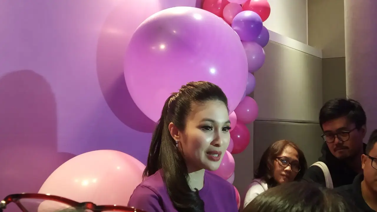 Sandra Dewi cerita soal pengalaman dia memompa ASI saat di luar rumah.