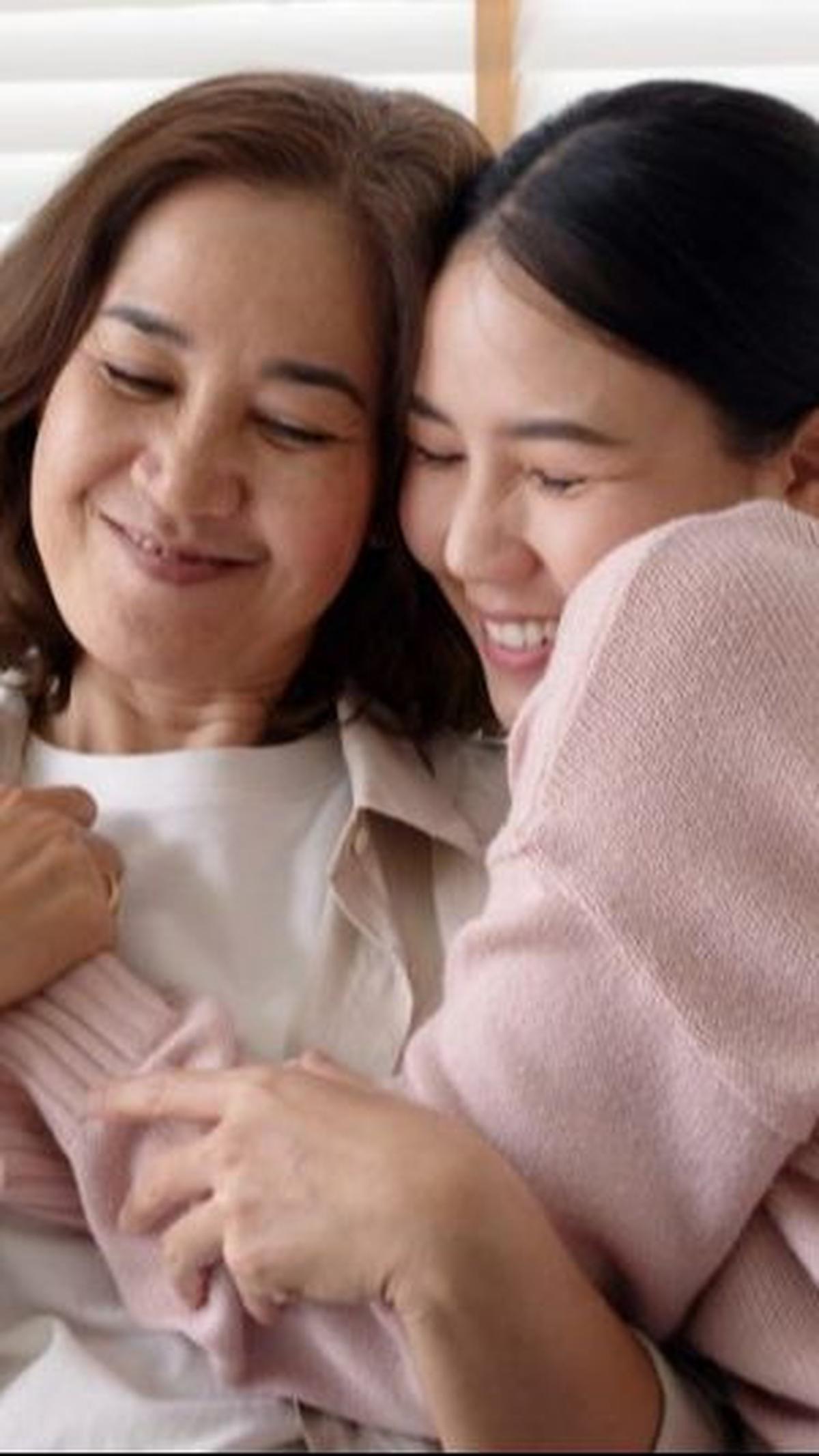 10. "Aku berharap kalau anak perempuanku tumbuh dengan berdaya dan tidak mendefinisikan dirinya sendiri hanya dengan penampilannya saja, tetapi dengan kualitas yang membuatnya pintar, kuat, dan wanita yang bertanggung jawab."