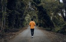 Memahami Tanda Kolesterol Tinggi yang Hanya Muncul saat Sedang Jalan Kaki