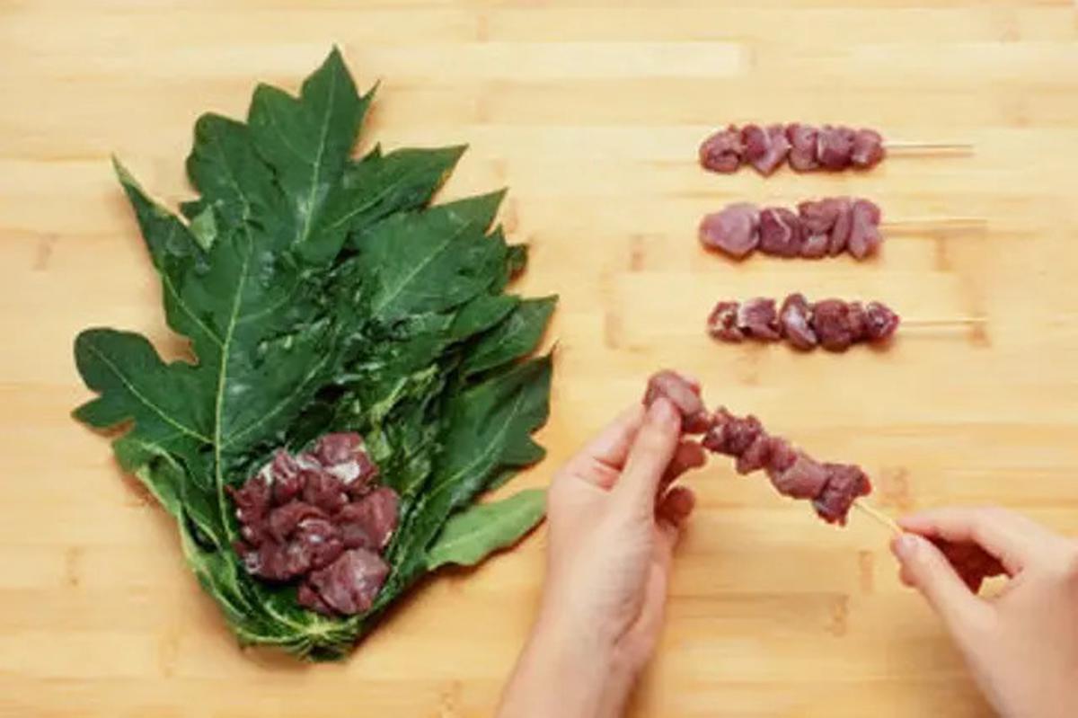 Pakai Bahan-Bahan Sederhana, Ini Cara Merebus Daging Sapi yang Keras Jadi Empuk