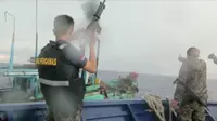 KKP Tangkap 6 Kapal Ikan Ilegal Asal Vietnam