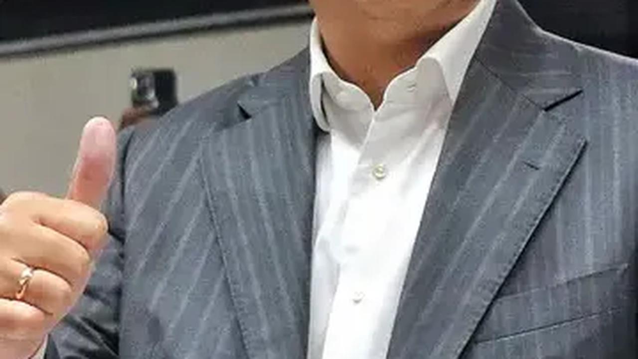 Effendi Simbolon Sindir Budiman: Kalau Bisa Kompetisi dengan Prabowo, Kenapa Harus Dukung Dia?