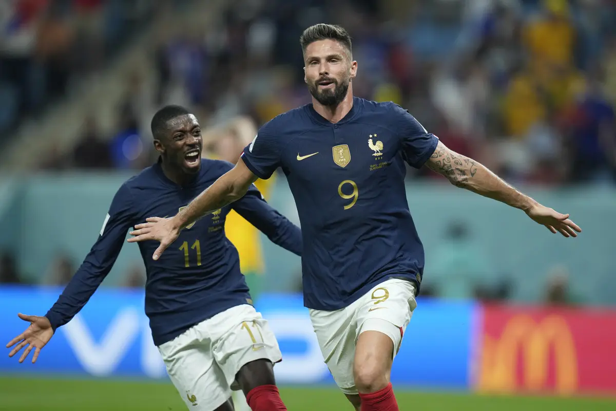 Selebrasi Olivier Giroud setelah membobol gawang Australia
