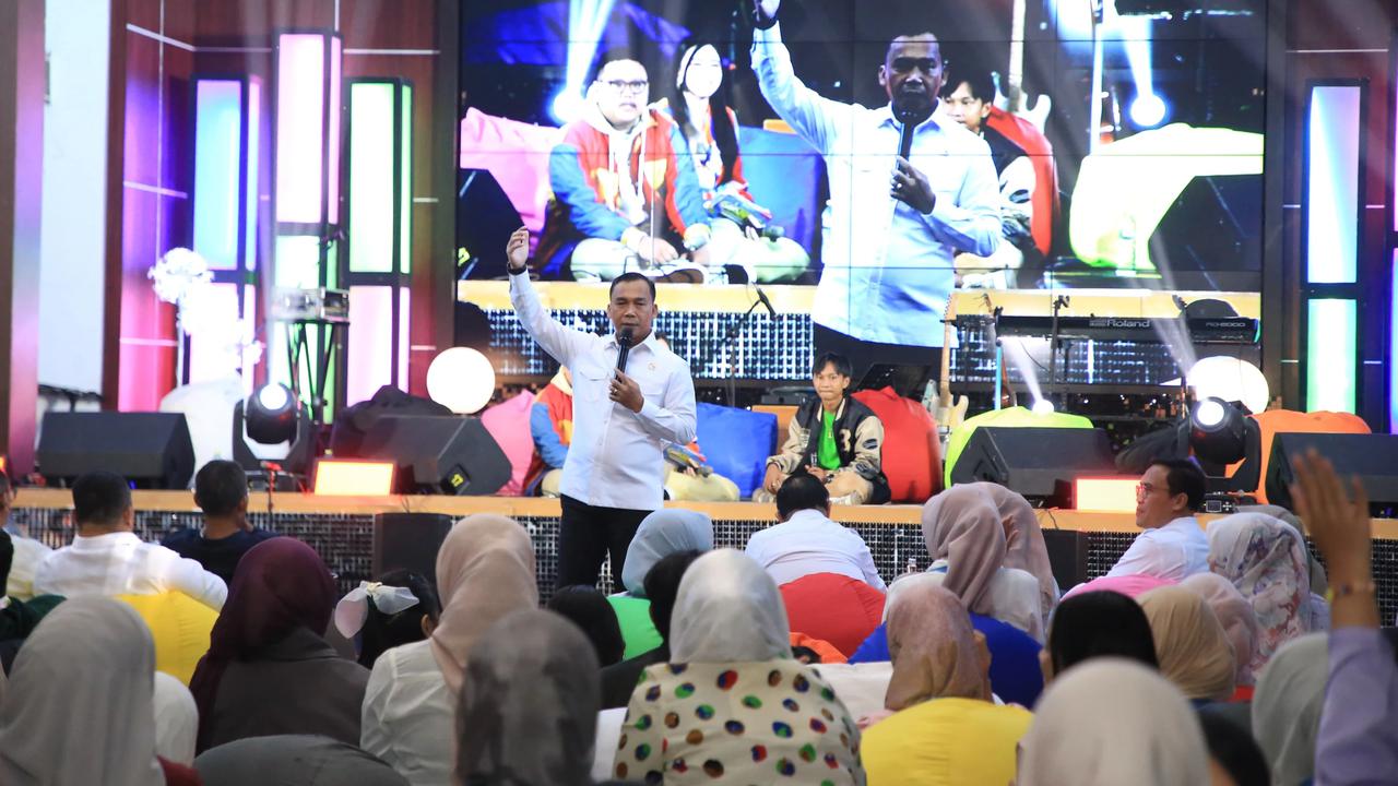 FOTO: Keseruan Gen Z Fest Gaungkan Anti Bullying dan Kesehatan Mental