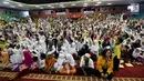 Ribuan anak yatim yang hadir di acara Buka Bersama Partai Hanura di Jakarta, Jumat (16/6). (Liputan6.com/Johan Tallo)