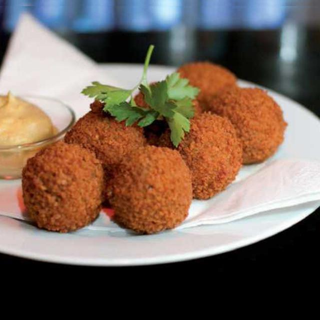 Resep Mudah Membuat Bitterballen Lifestyle Liputan6 Com