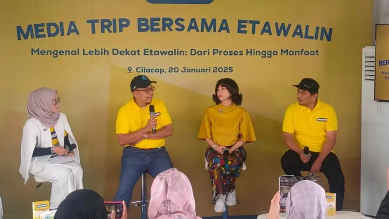 Media Trip Bersama Etawalin di pabrik susu kambing Etawalin di Kroya, Cilacap, Jawa Tengah, 20 Januari 2025.