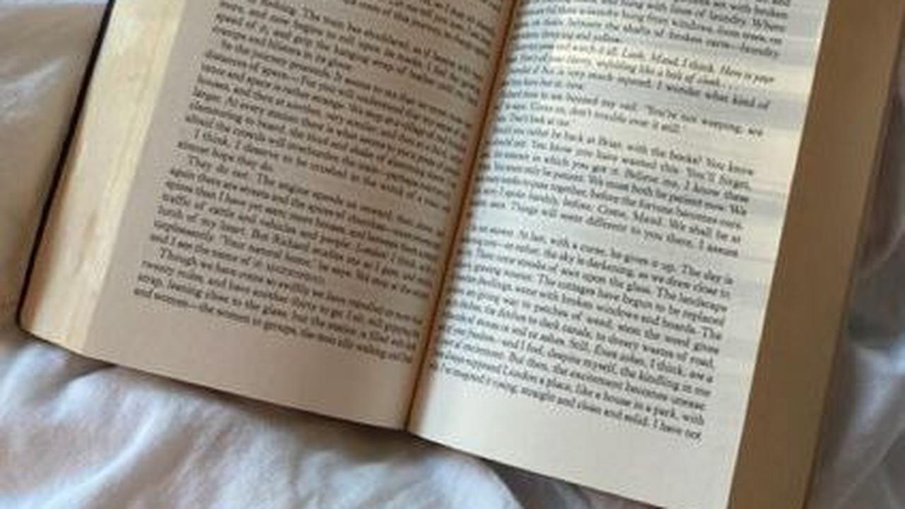 Buku Paling Laris di Indonesia Tahun 2023, Sudah Membacanya?