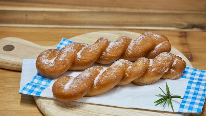  Cara  Membuat  Donat Kepang ala Korea Lifestyle Fimela com