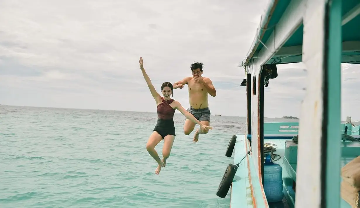 Surya Insomnia dan Tyara Renata (Instagram/suryainsomnia)