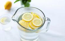 Jarang Disadari, ini Manfaat Minum Air Lemon buat Tubuh Anda