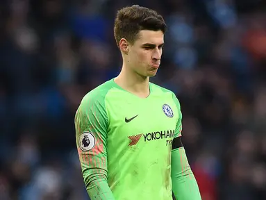 Kepa Arrizabalaga tercatat sebagai pemain termahal sepanjang masa Chelsea. Namun, hal tersebut tak lantas menjadi pilihan utama Tuchel di bawah mistar gawang The Blues. Kepa kalah bersinar dari Edourd Mendy yang mampu bersinar pada musim lalu. (AFP/Oli Scarff)