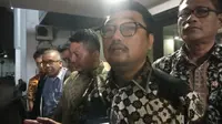 Wasekjen Partai Demokrat Rachland Nashidik usai menjenguk Andi Arief di Direktorat Narkoba Mabes Polri. (Liputan6.com/Ady Anugrahadi)