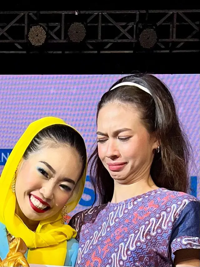 Yuki Kato dan Reina Kato