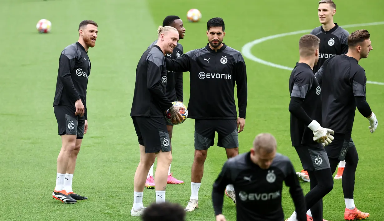 Duel PSG dan Dortmund pada leg kedua semifinal Liga Champions 2024 akan menjadi penentu bagi tim mana yang akan melaju ke final. (FRANCK FIFE / AFP)