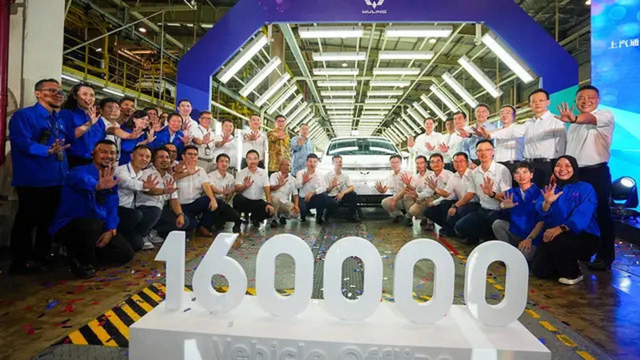 Wuling Indonesia Mulai Ekspor Cloud EV ke ASEAN