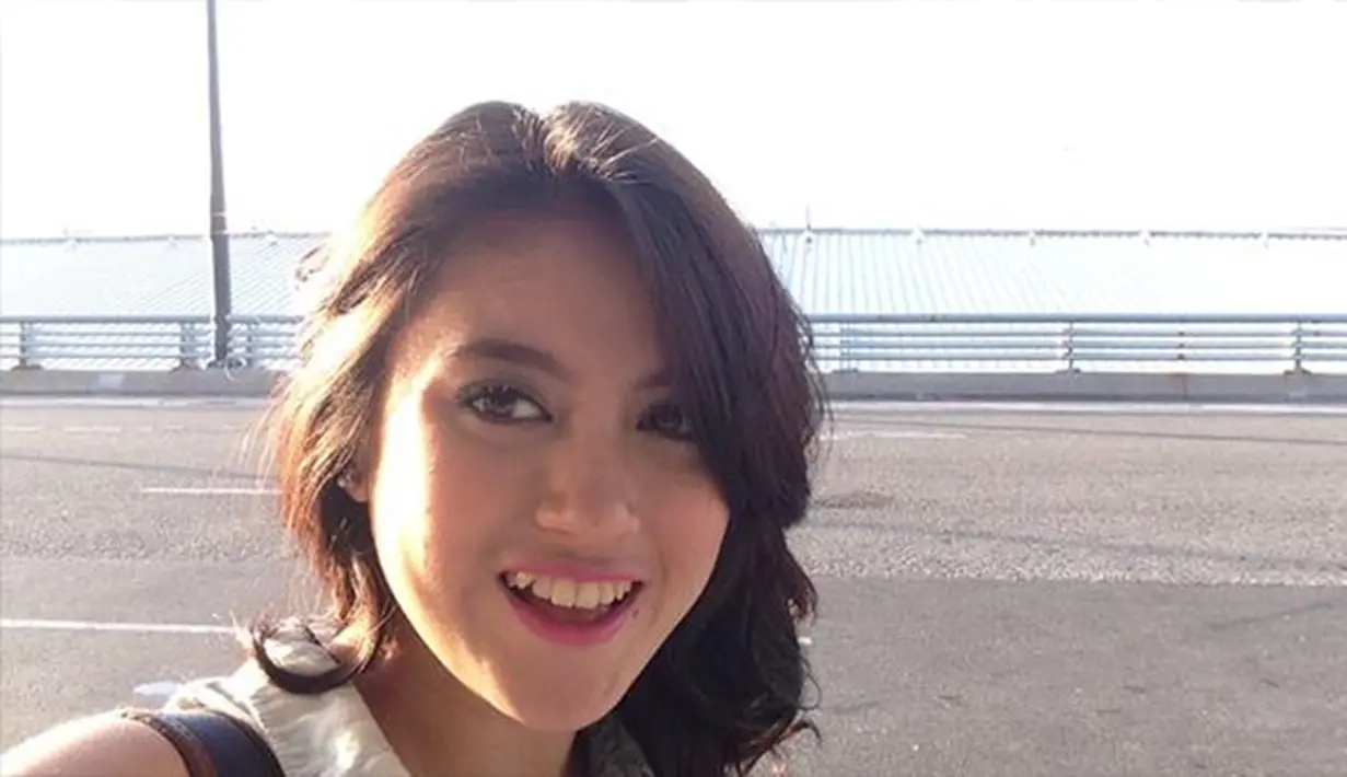 Melalui akun Twitter pribadinya, Nabila mengumumkan kepulangannya ke Indonesia. (Via Twitter/@NabilahJKT48)