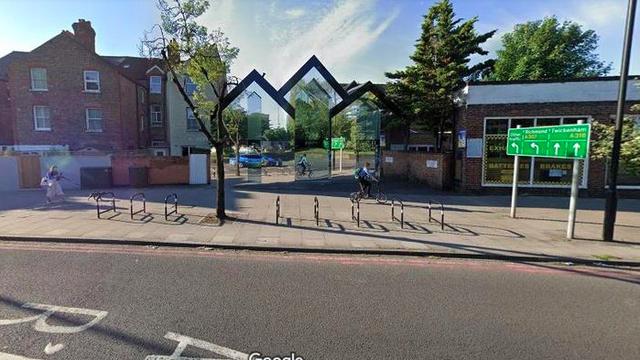 invisible house di London jadi viral