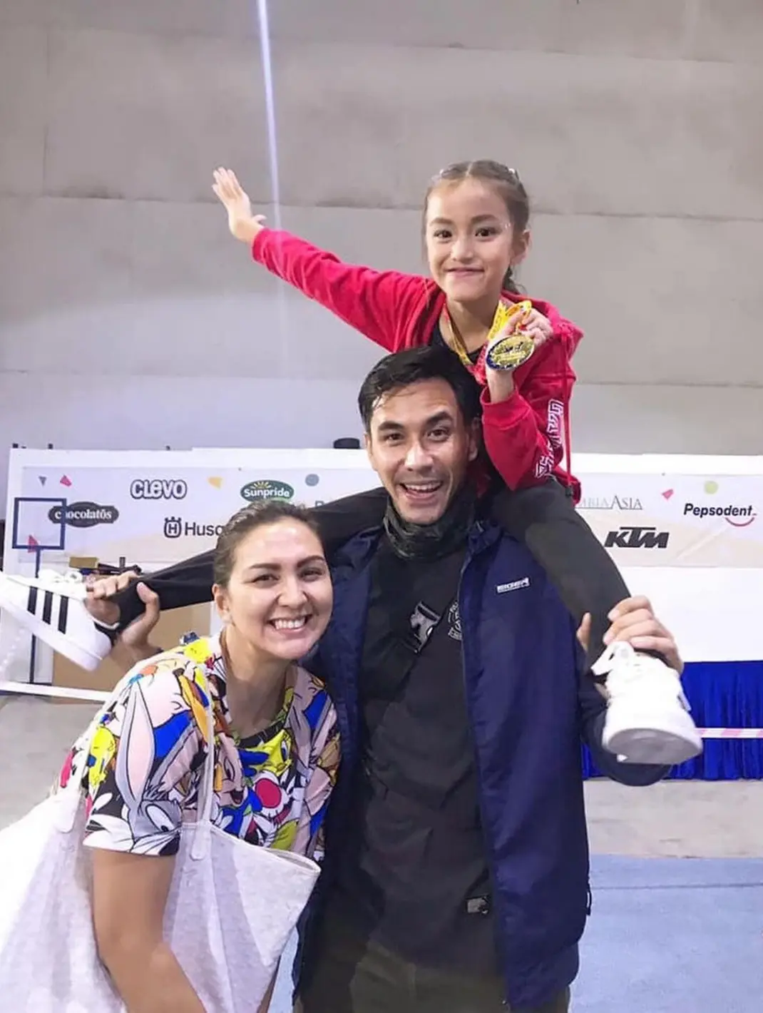 Potret Anak Seleb Saat Menang Lomba Olahraga, Rafathar Juara 1 Renang ...