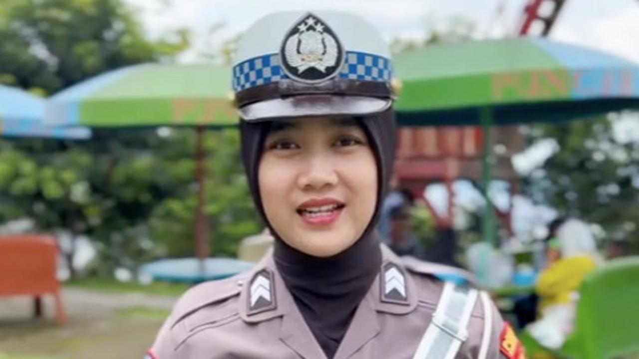 Sosok Polantas di Lampung Ramai Jadi Sorotan, ‘Ini Polisi Apa Model, Sih?’